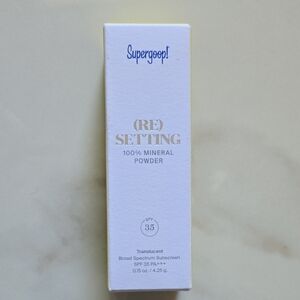 Supergoop! 100% (Re)setting Mineral Powder Face Sunscreen SPF 35